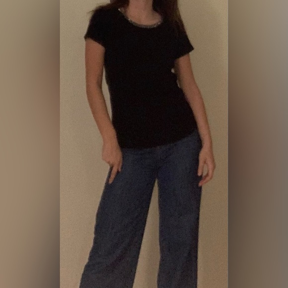 Black T-shirt - Picture 2 of 3